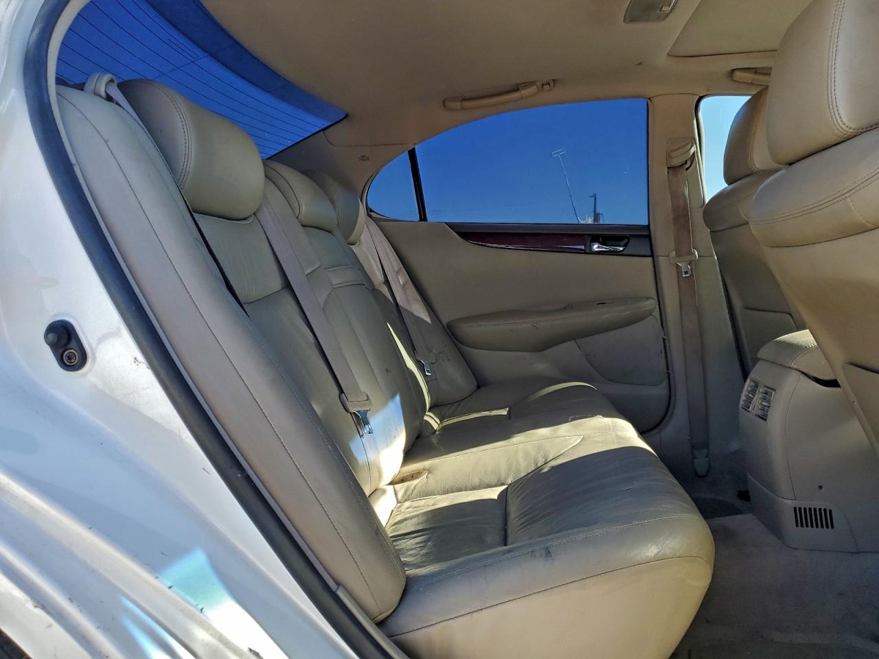 2003 LEXUS ES 300 photo 28