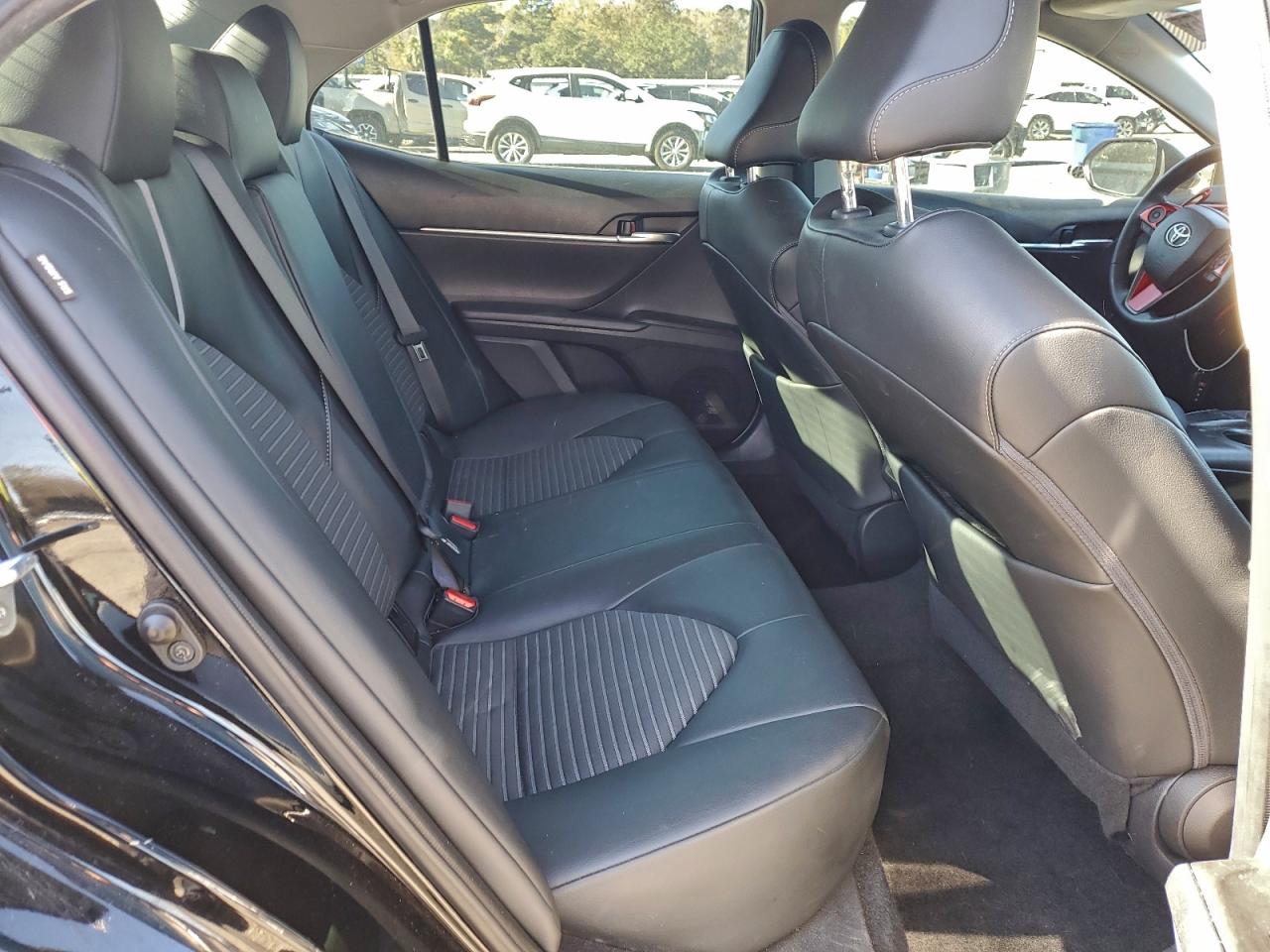2022 TOYOTA CAMRY SE photo 28