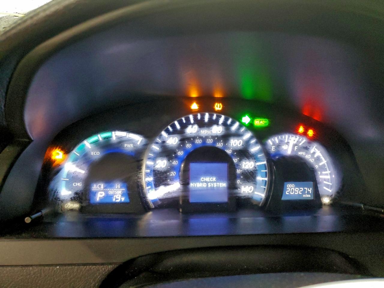 2012 TOYOTA CAMRY HYBRID photo 17
