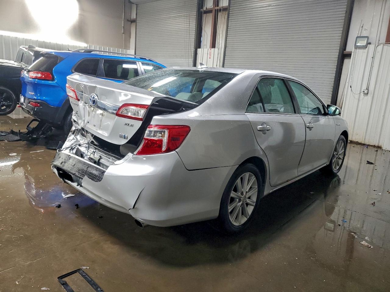 2012 TOYOTA CAMRY HYBRID photo 5