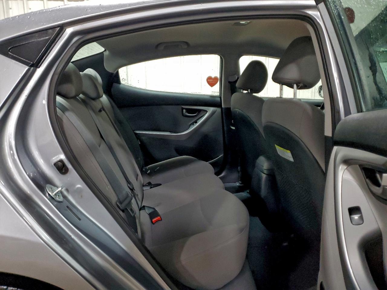2015 HYUNDAI ELANTRA SE photo 19