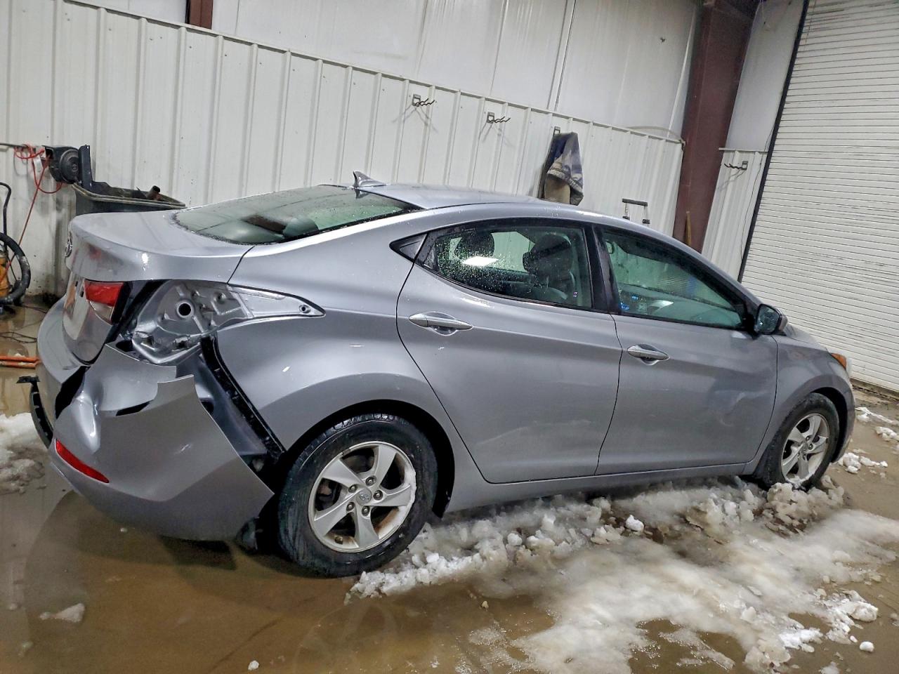 2015 HYUNDAI ELANTRA SE photo 5