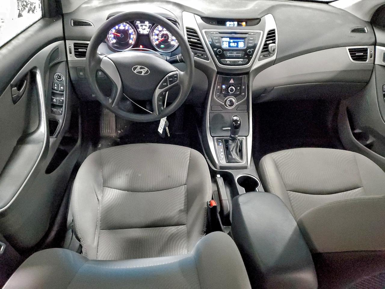 2015 HYUNDAI ELANTRA SE photo 15