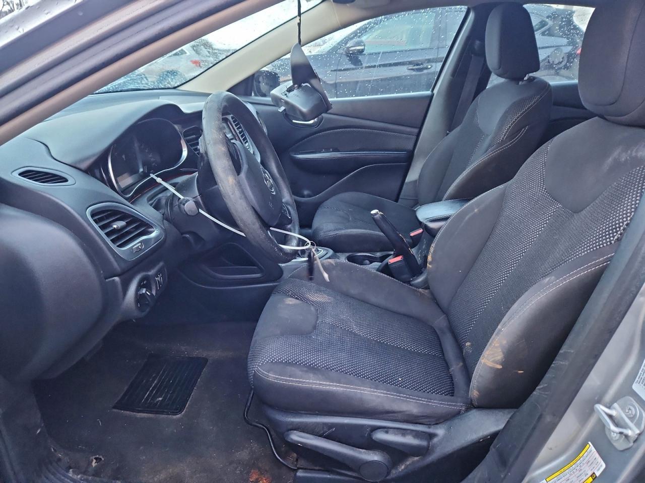 2015 DODGE DART SXT photo 7