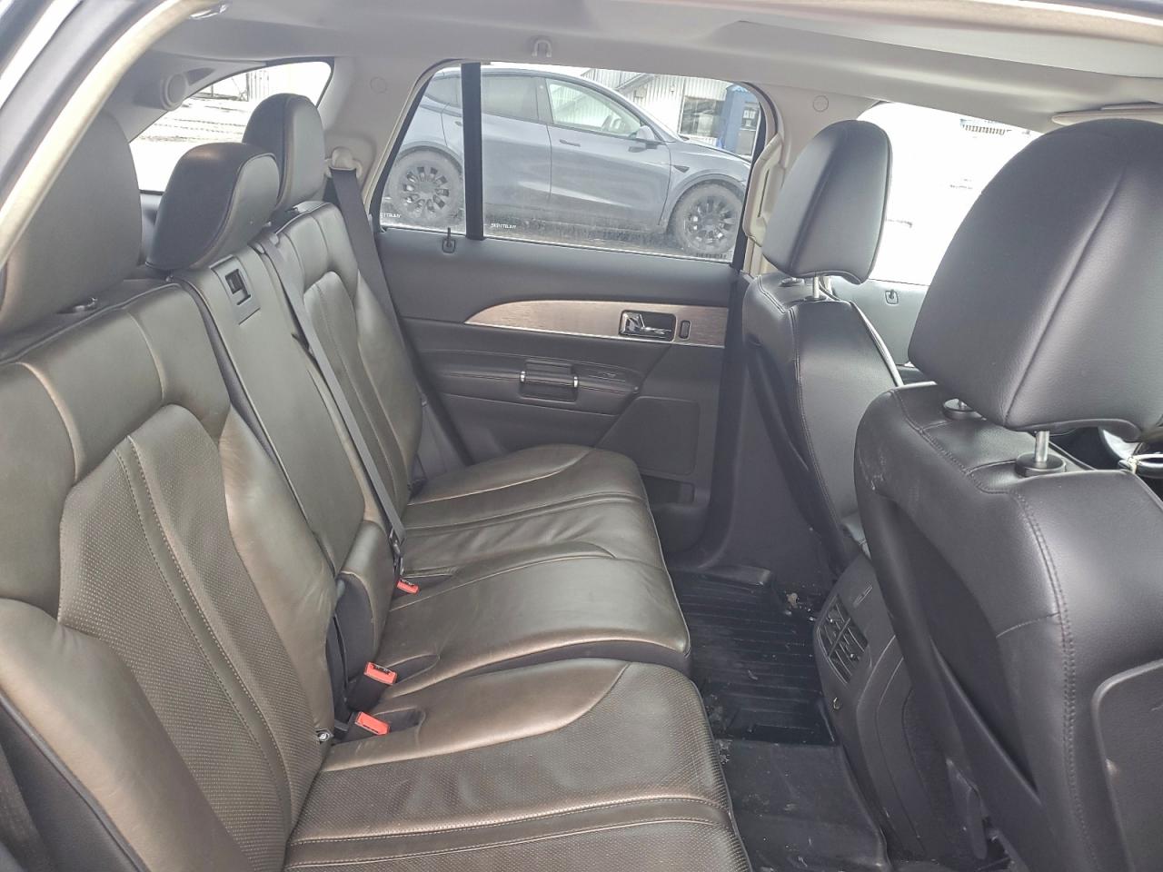2011 LINCOLN MKX photo 10