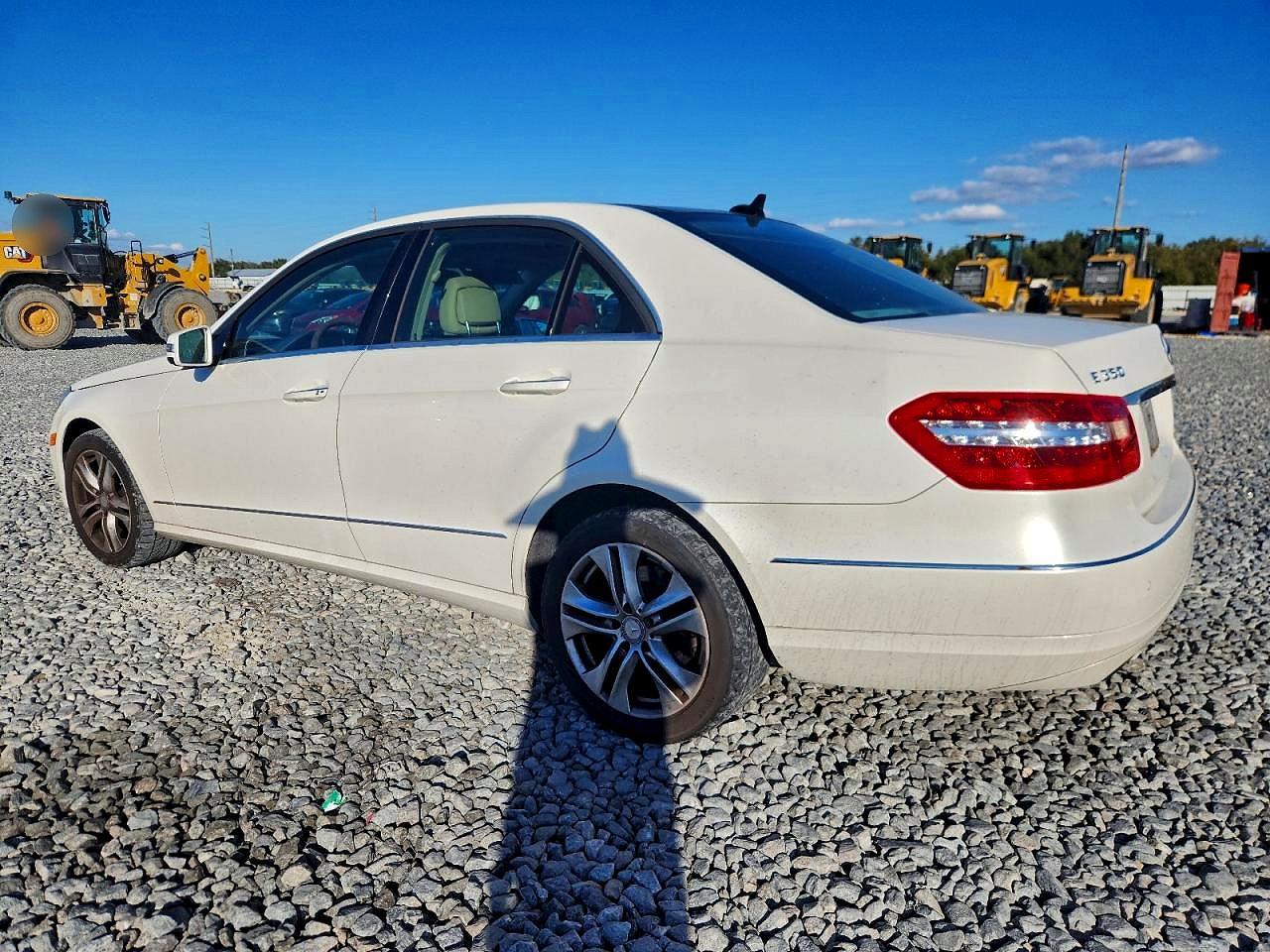2011 MERCEDES-BENZ E 350 photo 3