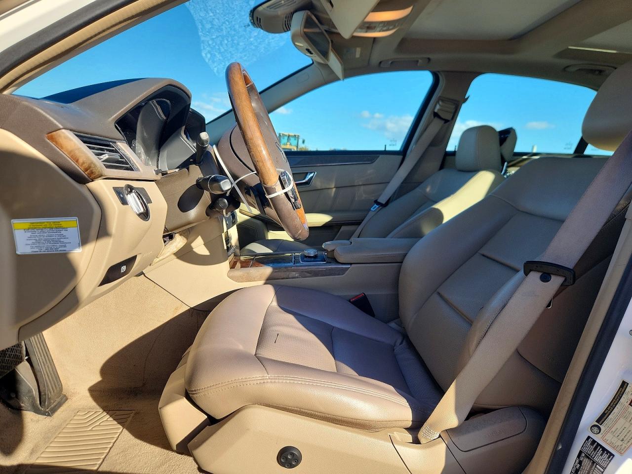 2011 MERCEDES-BENZ E 350 photo 13