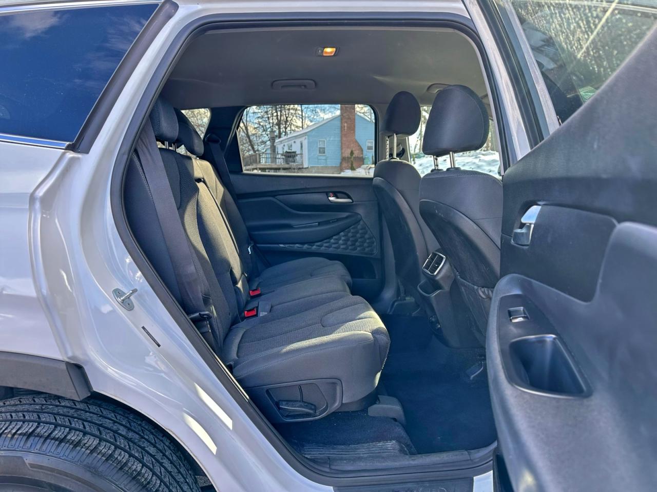 2019 HYUNDAI SANTA FE SEL photo 6