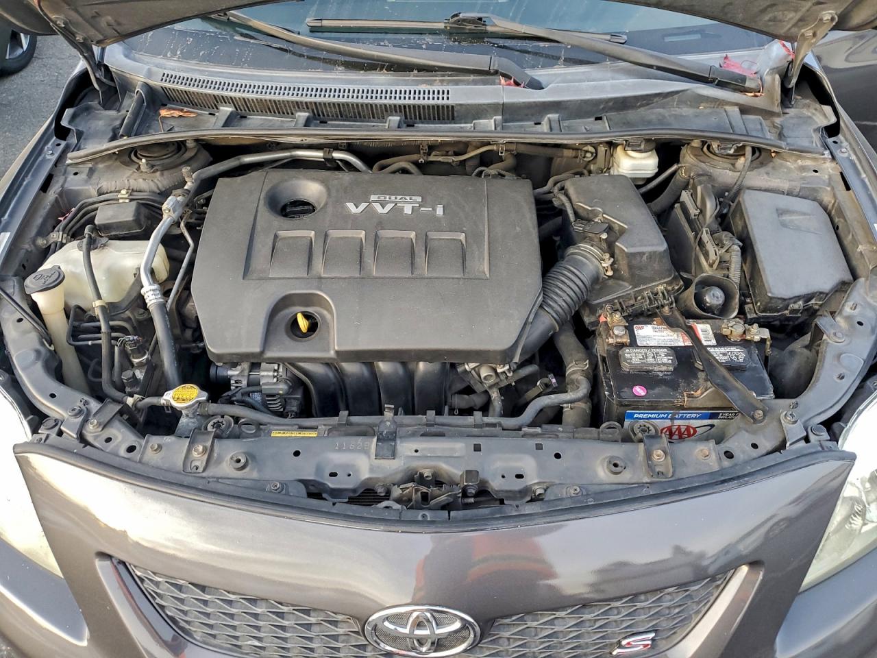 2010 TOYOTA COROLLA BASE photo 11