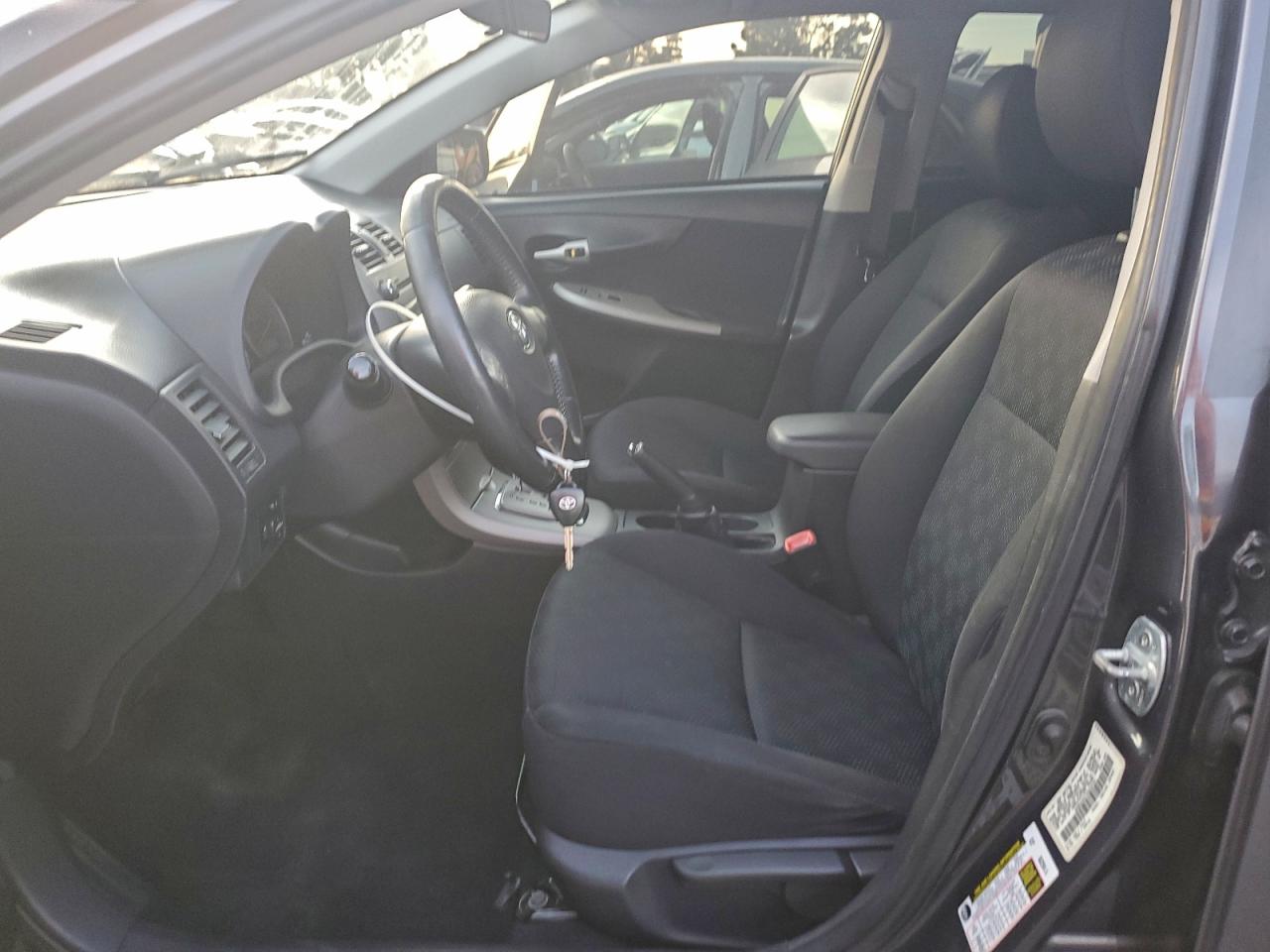 2010 TOYOTA COROLLA BASE photo 7
