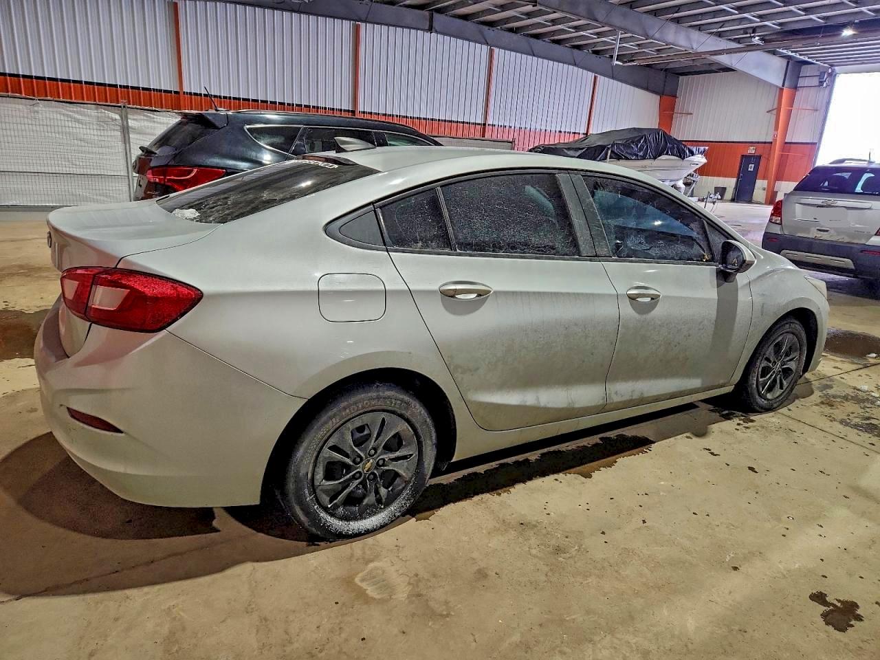 2019 CHEVROLET CRUZE LS photo 3