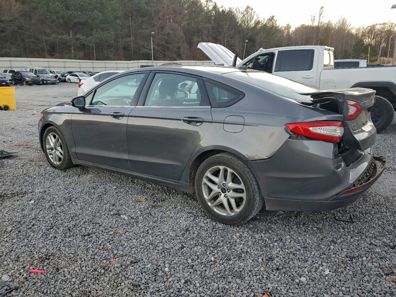 2013 FORD FUSION SE photo 2