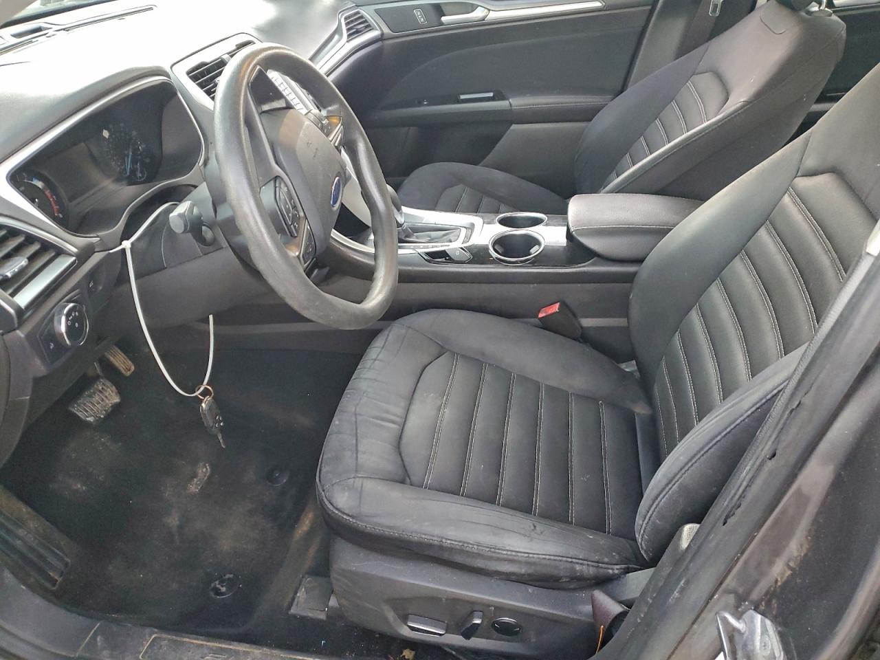 2013 FORD FUSION SE photo 7