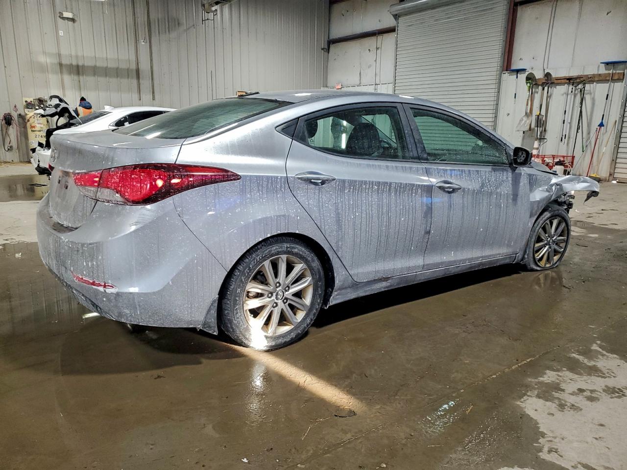 2016 HYUNDAI ELANTRA SE photo 7