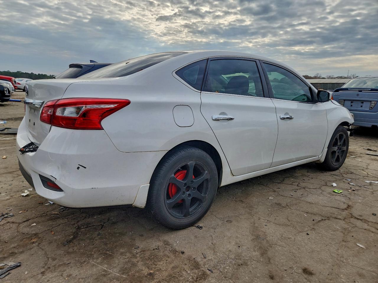 2016 NISSAN SENTRA S photo 3