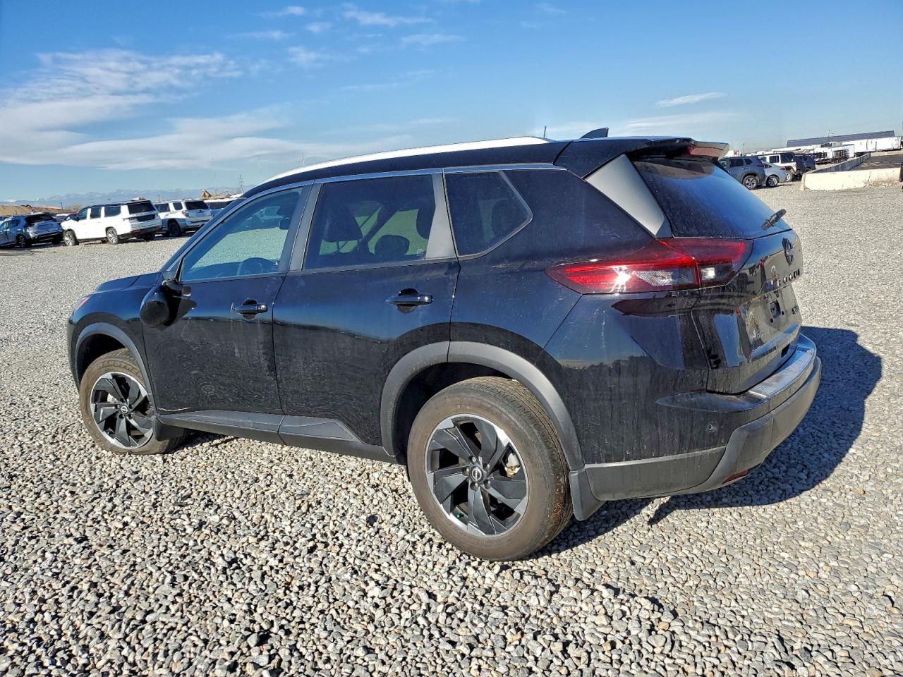 2024 NISSAN ROGUE SV photo 2