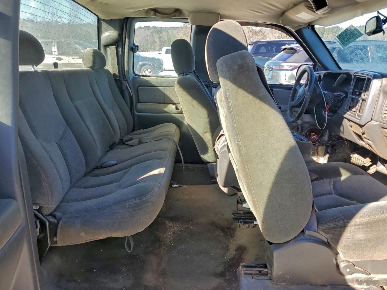 2004 CHEVROLET SILVERADO C1500 photo 19