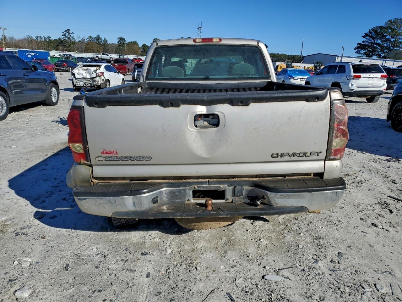 2004 CHEVROLET SILVERADO C1500 photo 11
