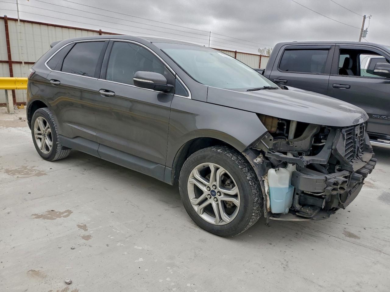 2017 FORD EDGE TITANIUM photo 4
