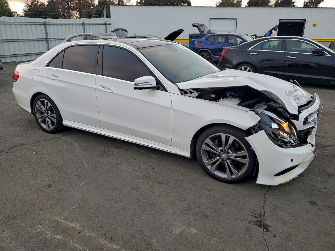 2016 MERCEDES-BENZ E 350 photo 4