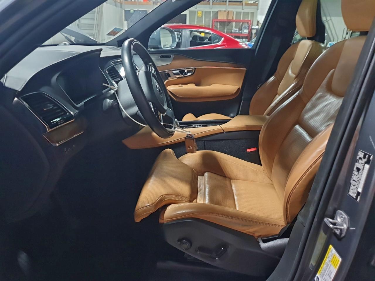 2017 VOLVO XC90 T8 photo 7