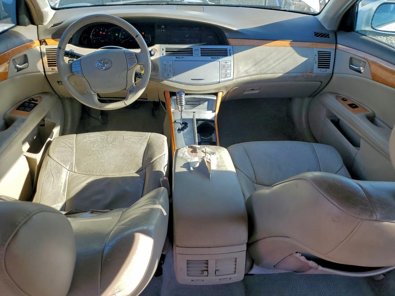 2005 TOYOTA AVALON XL photo 15
