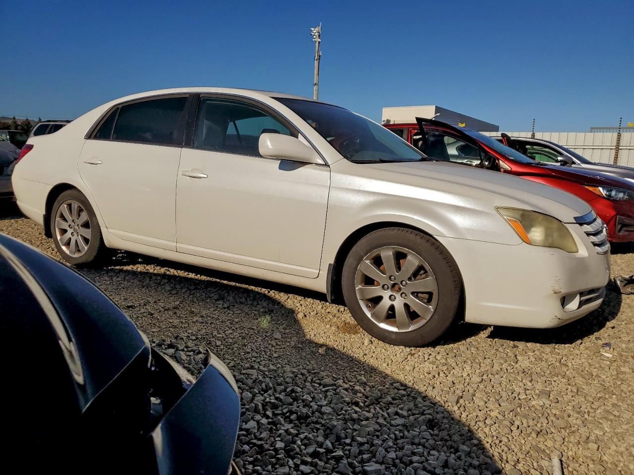 2005 TOYOTA AVALON XL photo 7