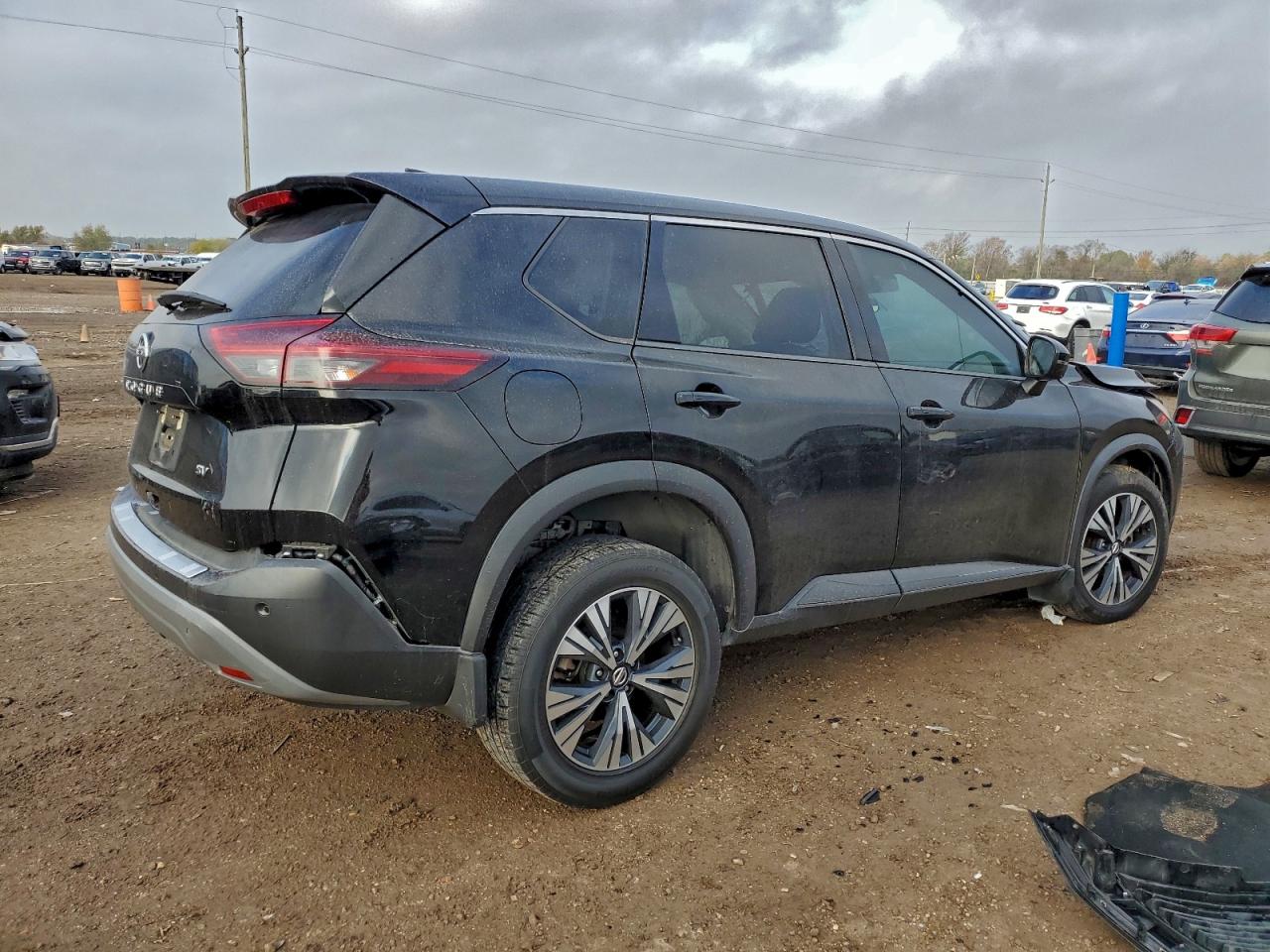 2021 NISSAN ROGUE SV photo 5