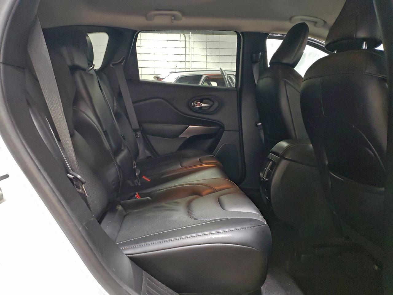 2019 JEEP CHEROKEE LIMITED photo 11