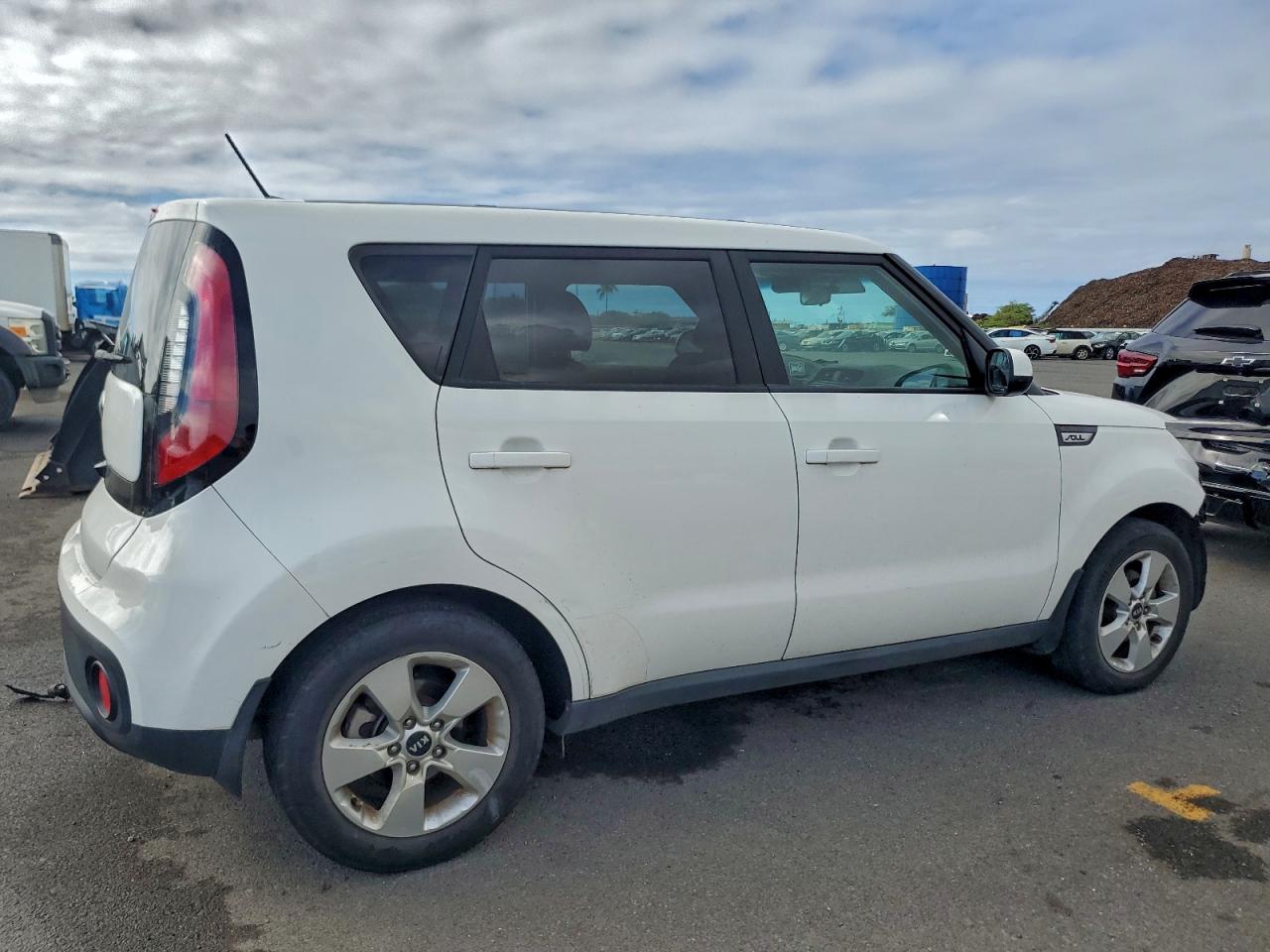 2018 KIA SOUL photo 3