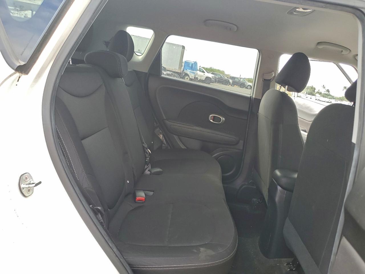 2018 KIA SOUL photo 10