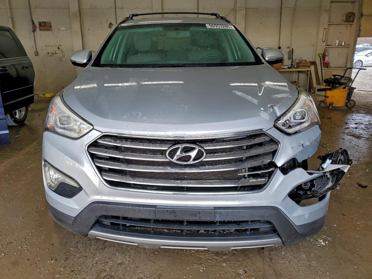 2016 HYUNDAI SANTA FE SE photo 5