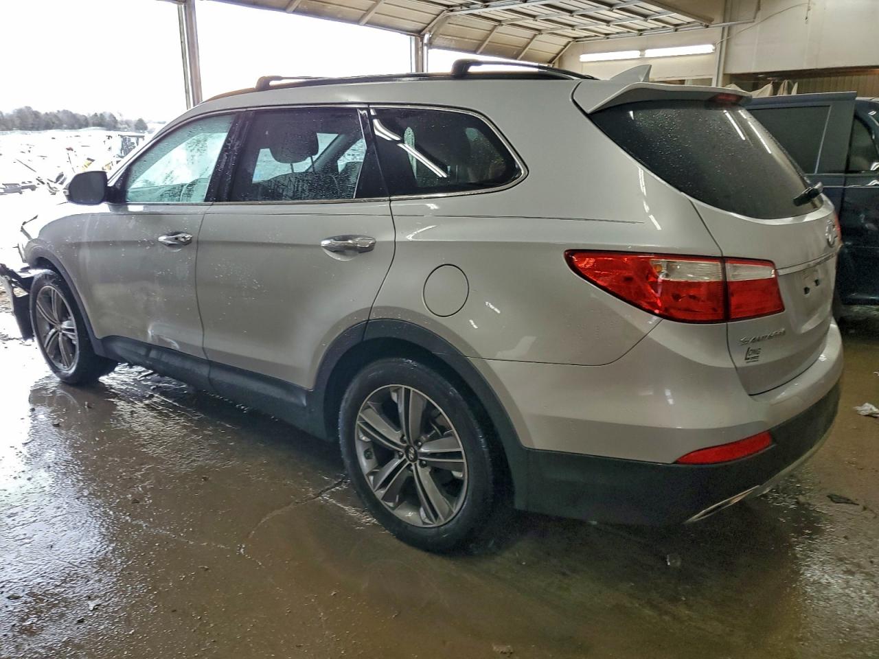 2016 HYUNDAI SANTA FE SE photo 2