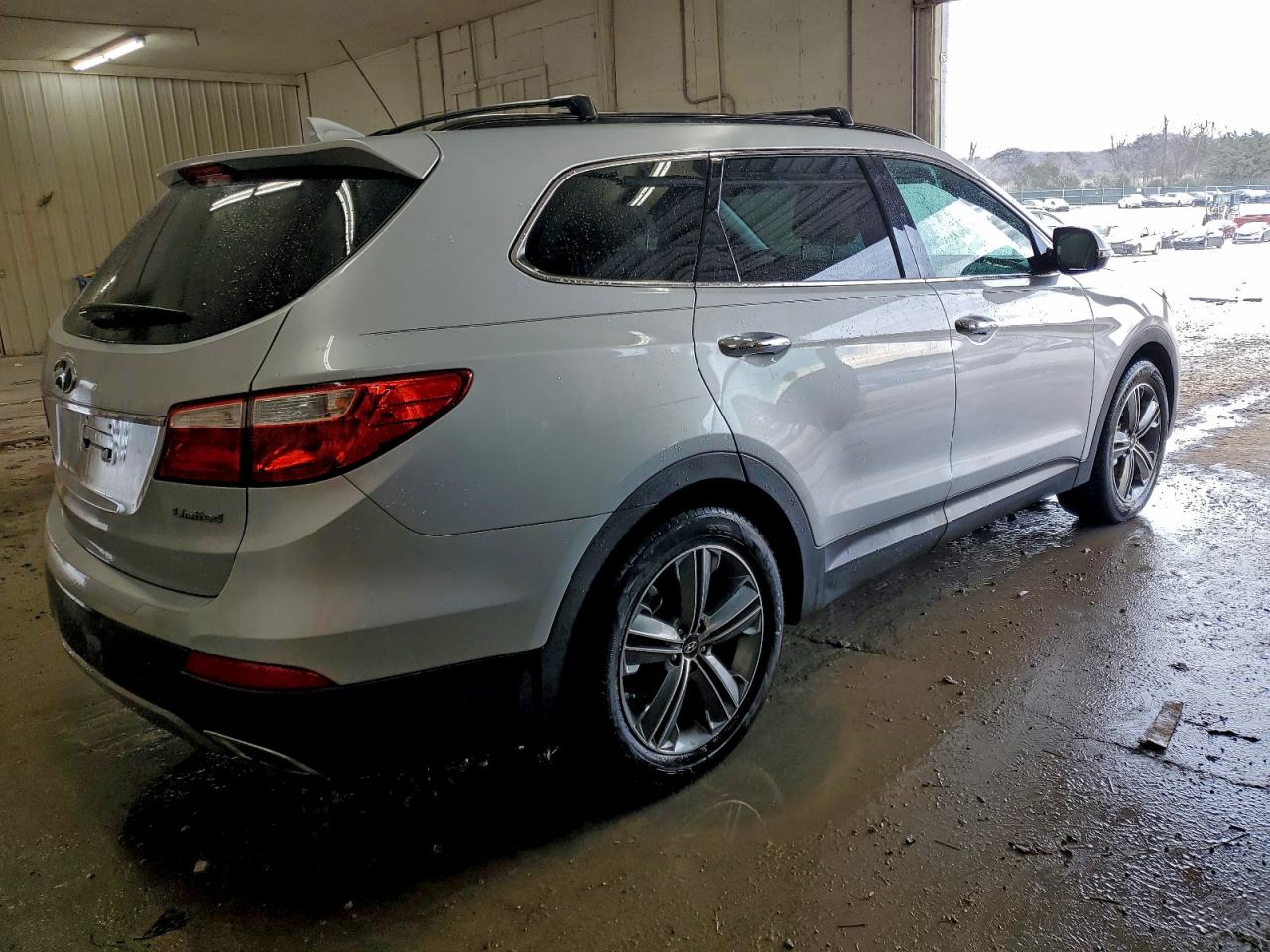 2016 HYUNDAI SANTA FE SE photo 3