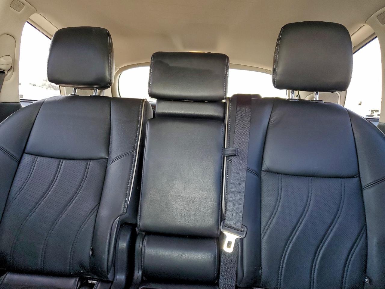 2020 INFINITI QX60 LUXE photo 10