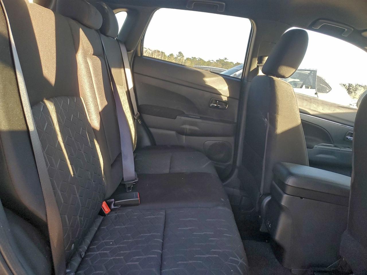 2025 MITSUBISHI OUTLANDER SPORT S photo 21