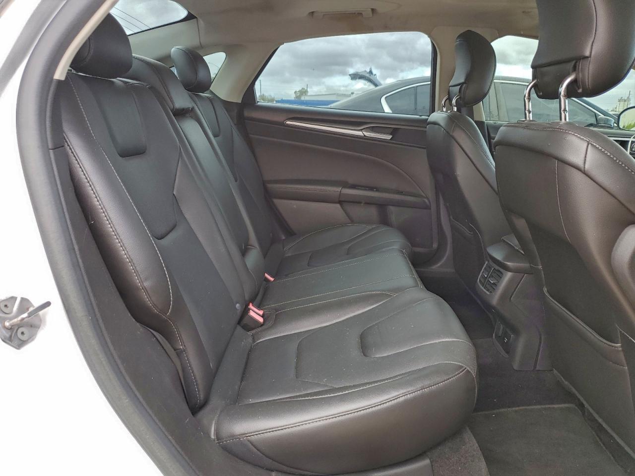 2013 FORD FUSION TITANIUM HEV photo 19