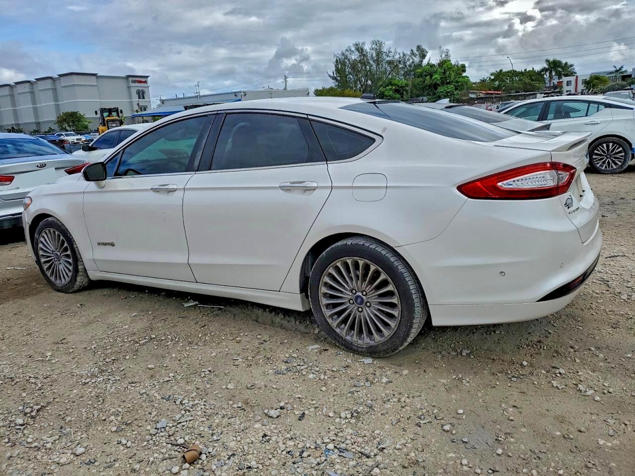 2013 FORD FUSION TITANIUM HEV photo 3