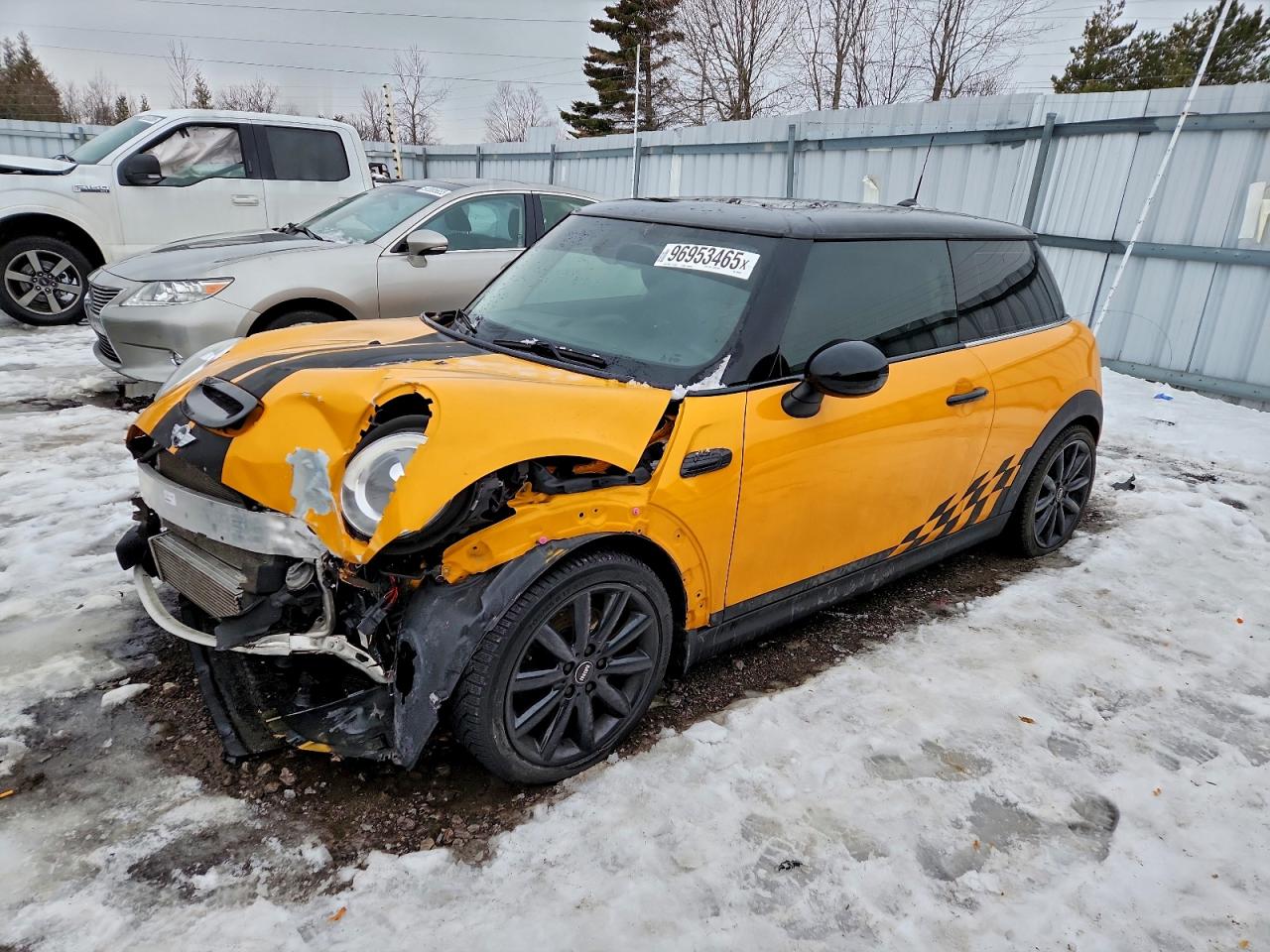 2017 MINI COOPER