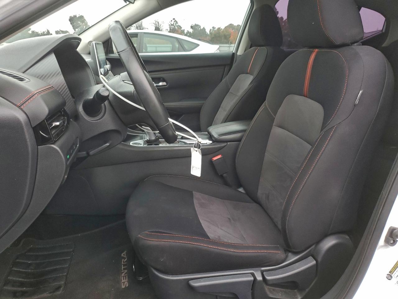 2024 NISSAN SENTRA SR photo 7