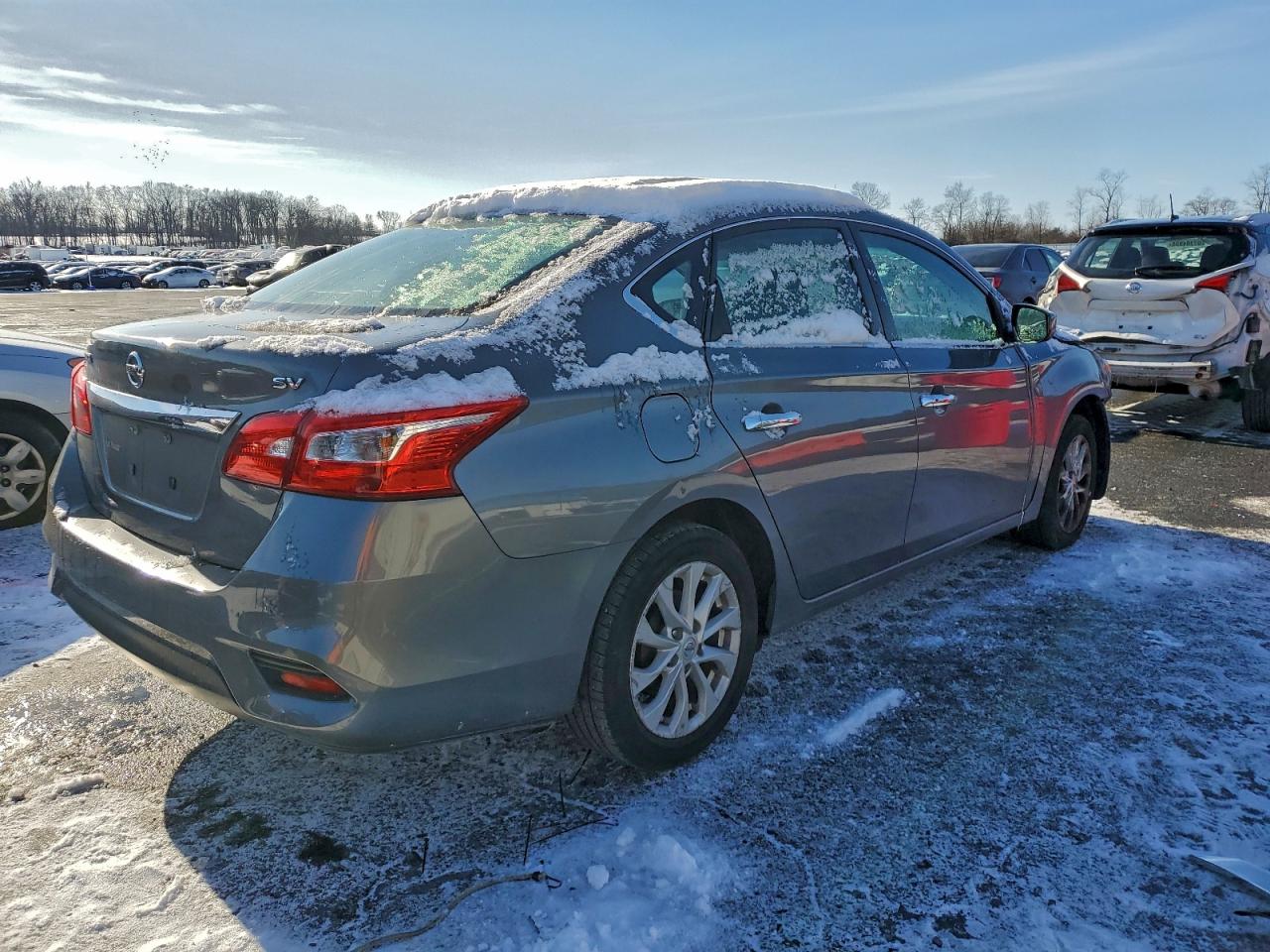 2019 NISSAN SENTRA S photo 3