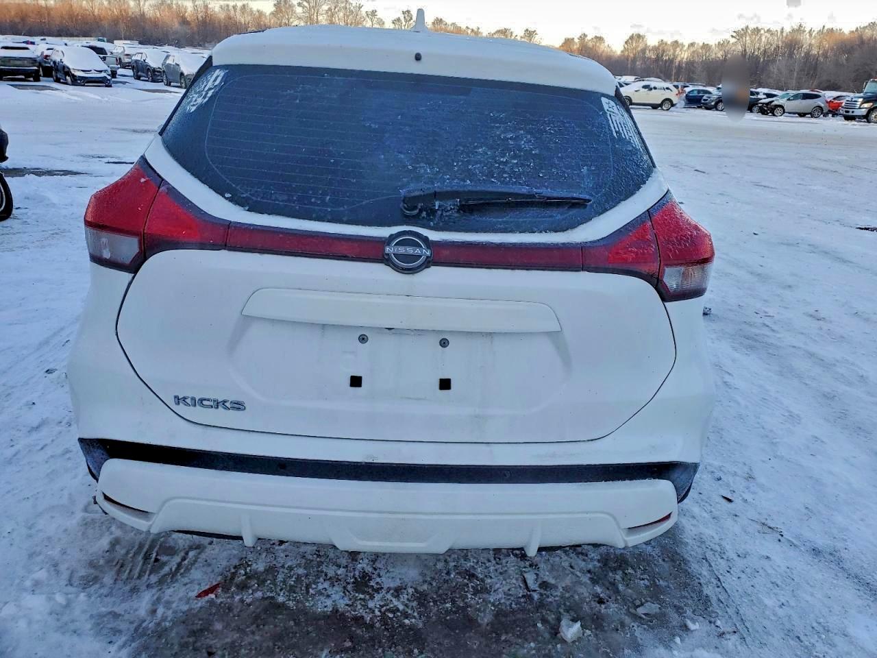 2023 NISSAN KICKS S photo 16