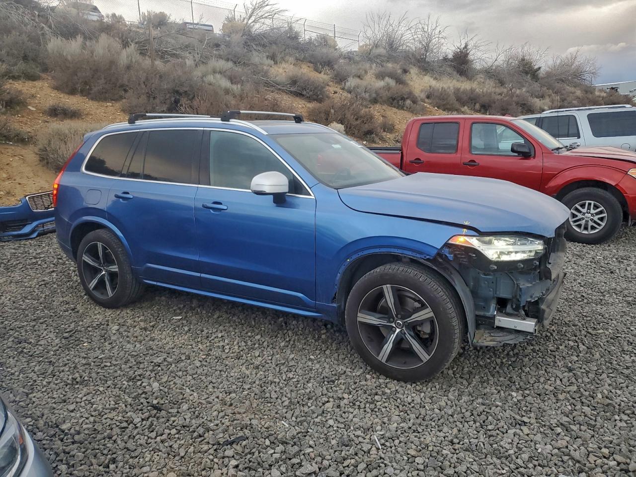 2019 VOLVO XC90 T5 R-DESIGN photo 4