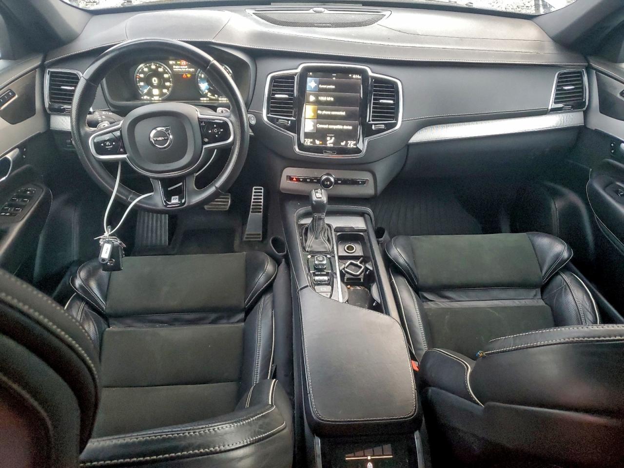 2019 VOLVO XC90 T5 R-DESIGN photo 8