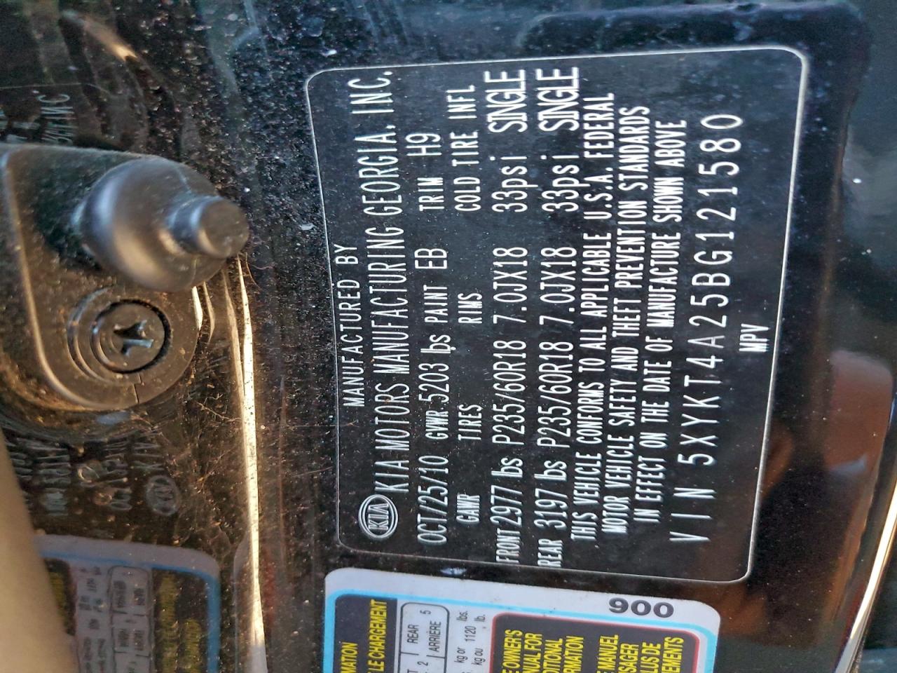 2011 KIA SORENTO BASE photo 25