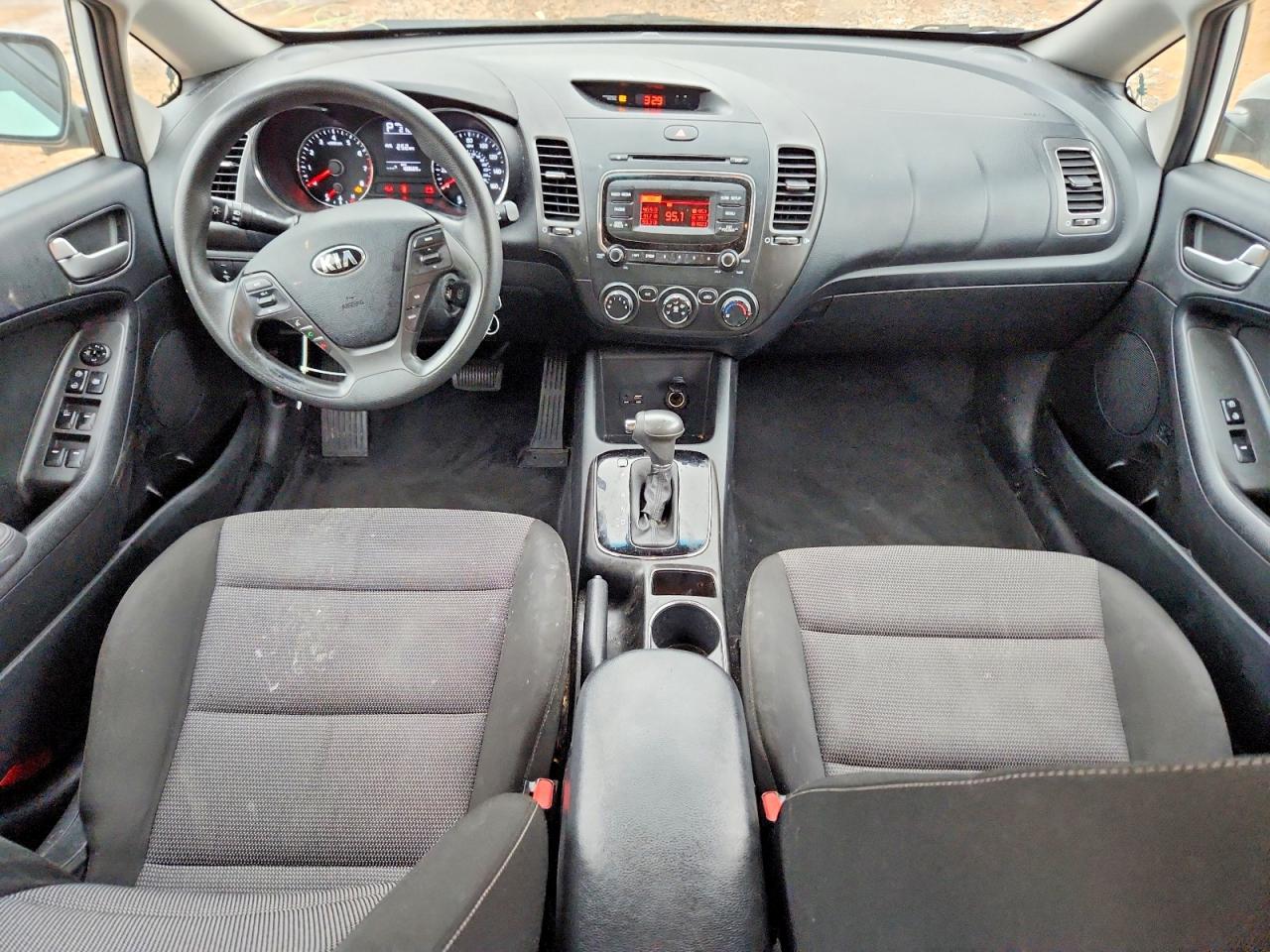 2017 KIA FORTE LX photo 15