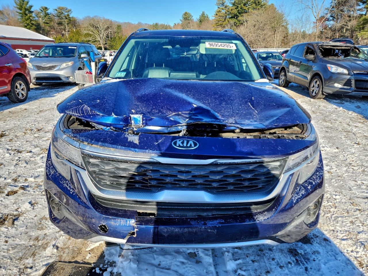 2021 KIA SELTOS EX photo 9