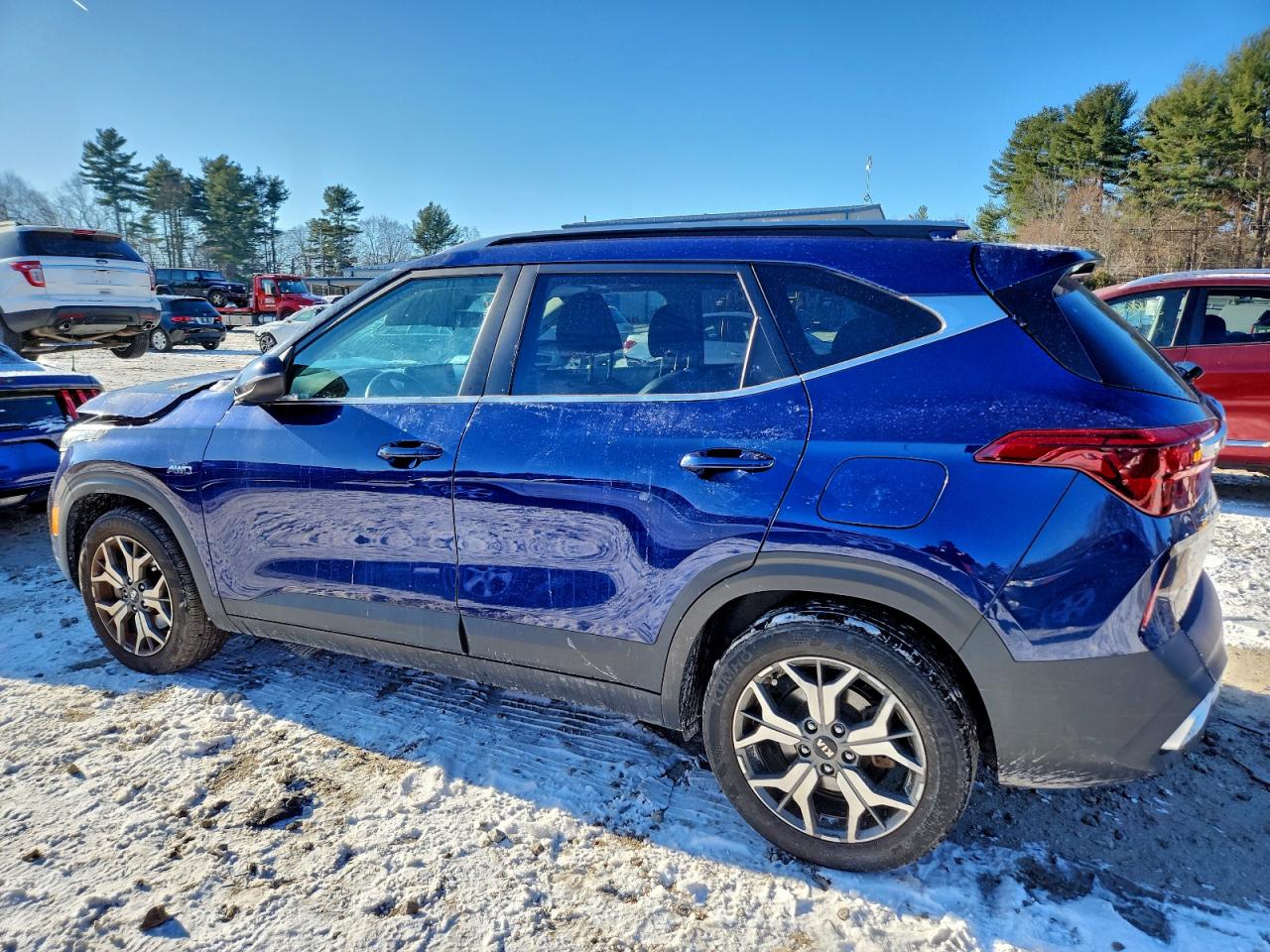 2021 KIA SELTOS EX photo 3