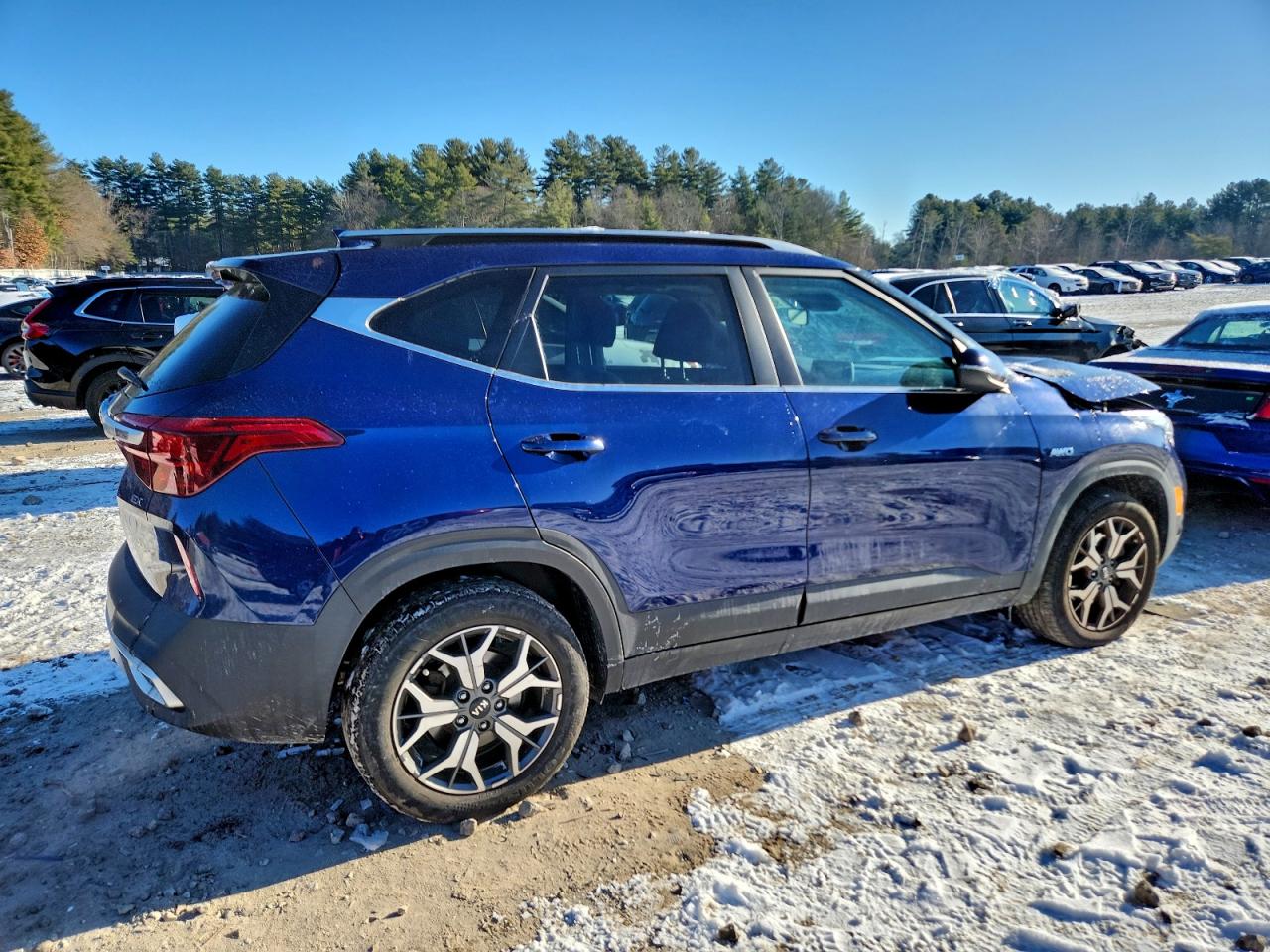 2021 KIA SELTOS EX photo 5