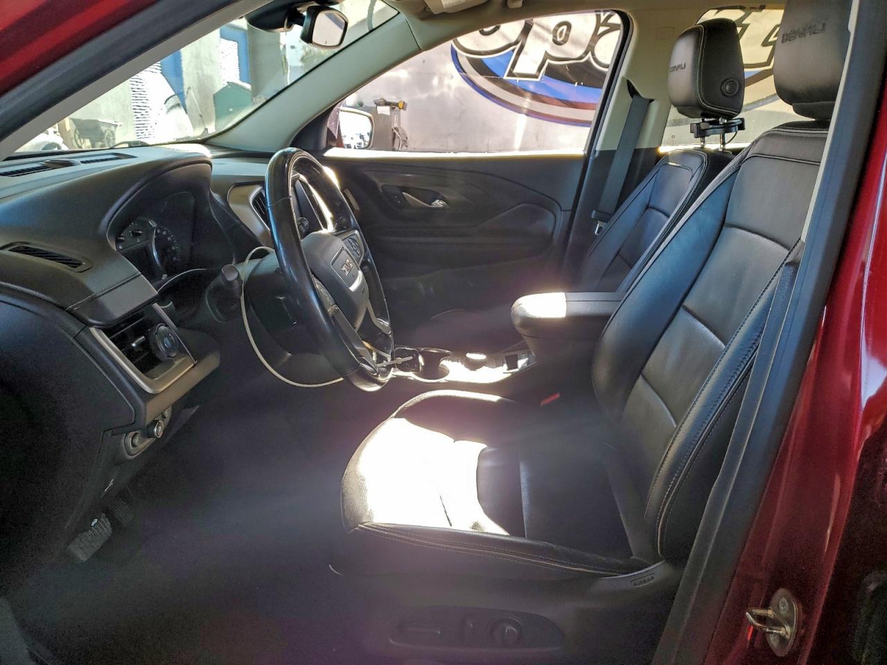 2018 GMC TERRAIN DENALI photo 13